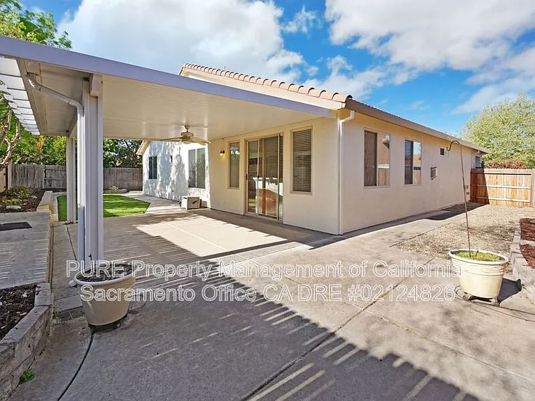 1732 Bamboo St — Photo 28