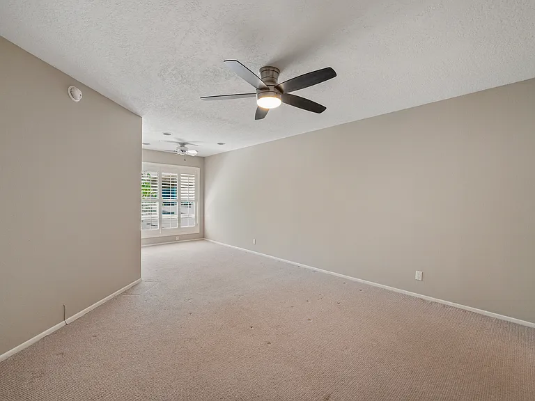 15231 Magnolia Blvd #221 — Photo 10