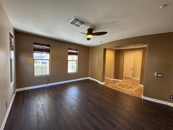 5th image of 21104 W Sage Hill Rd