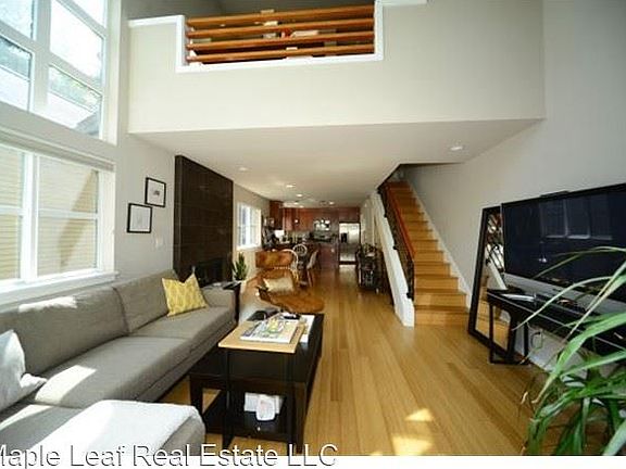 2nd image of 537 Martin Luther King Way S #B