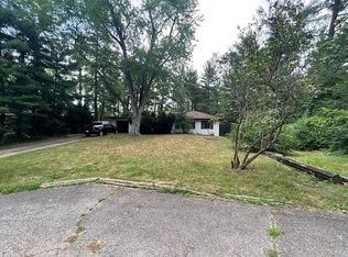 5 Cedar Ct, Portage, IN 46368