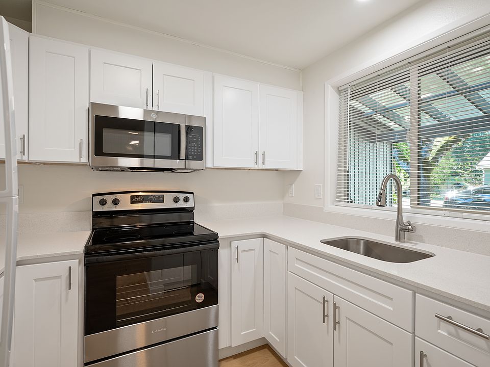 1st image of 865 2nd Ave NW #1B-1Ba-650Sqft