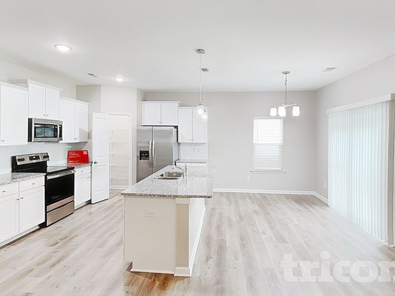 5th image of 111 Spring Knoll Dr