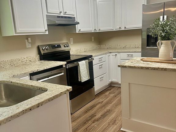 5th image of 301 Ferriday Dr