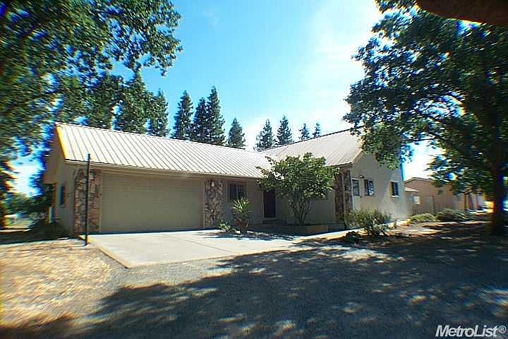 1st image of 13827 Sargent Ave