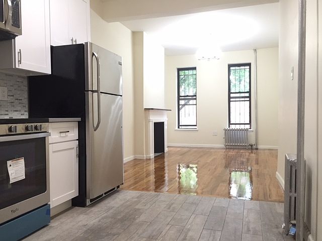 1st image of 81 Underhill Ave APT 1L