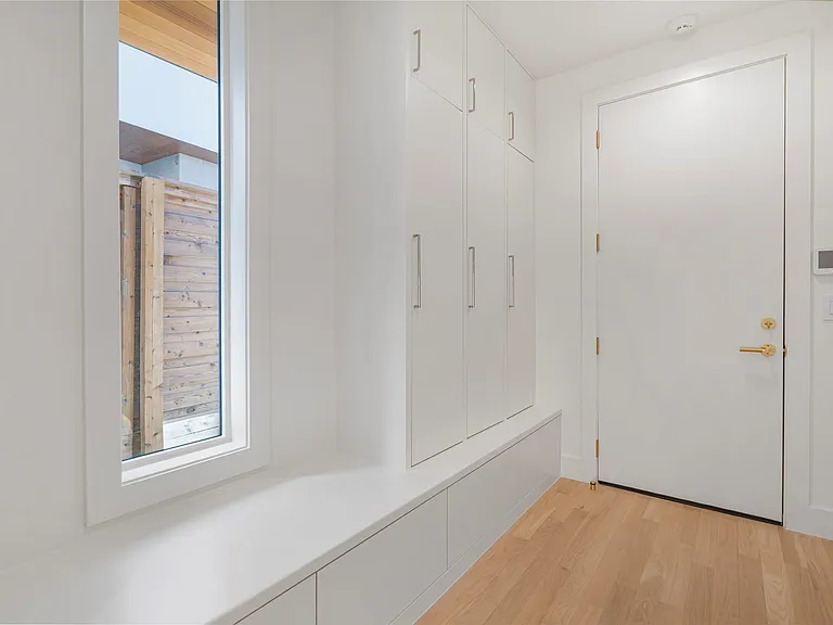 3619 Springbrook — Photo 35
