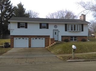 1508 Lincoln Ave, Stoughton, WI 53589