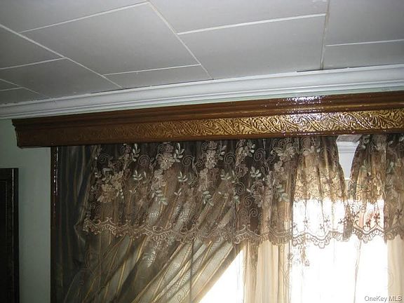 4th image of 132-06 Metropolitan Ave