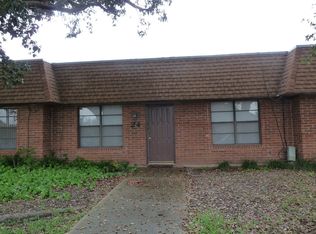 302 Hidden Valley Dr, Weslaco, TX 78596