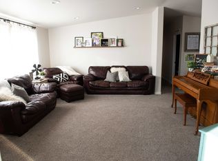 3942 Selph Landing Rd, Pasco, WA 99301