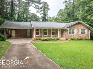 290 Pinewood Cir, Athens, GA 30606