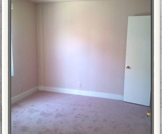 3rd image of 615 S El Molino Ave APT 1
