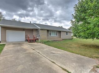 3105 E Chestnut Ave, Decatur, IL 62521