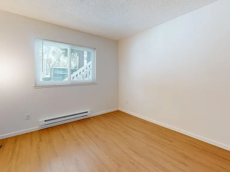 38516 Mary Ter — Photo 6