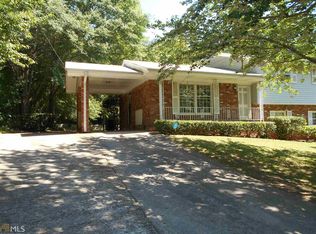 706 Barnesdale Dr, Jonesboro, GA 30236