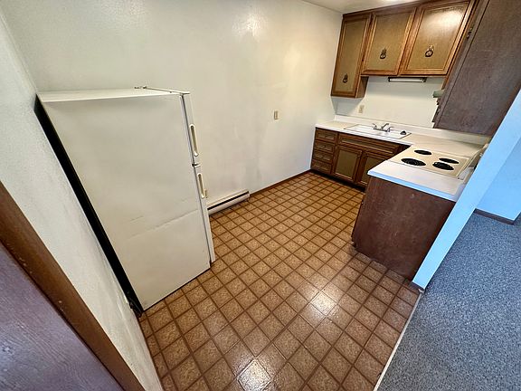 3rd image of 400 N Westridge Dr #C3