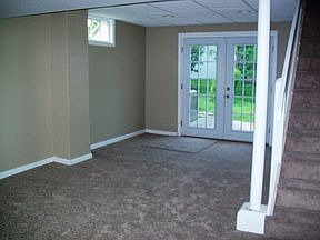 2nd image of 114 Woodlawn Ave