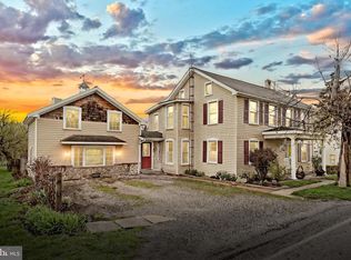 2476 Mummasburg Rd, Gettysburg, PA 17325