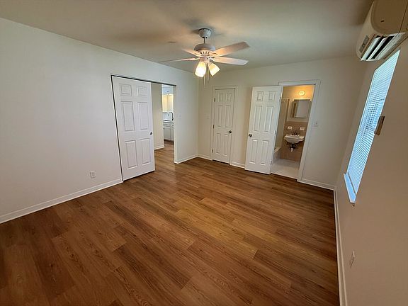 5th image of 2514 W 12th St #B