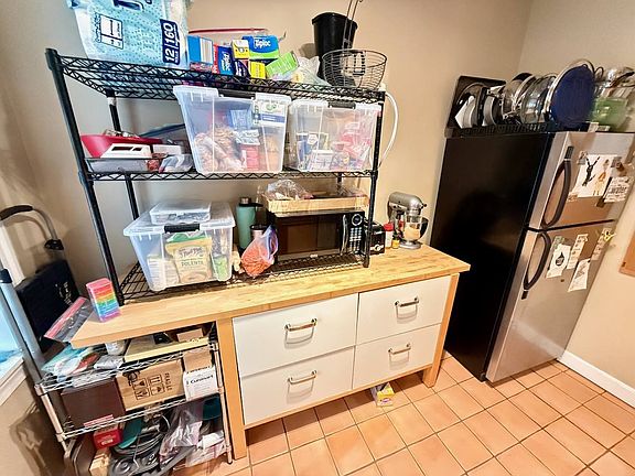 2nd image of 2003 Commonwealth Ave APT 29