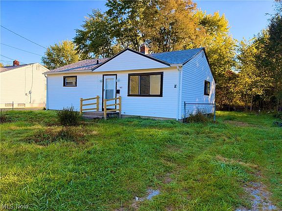 2nd image of 693 Liberty Rd