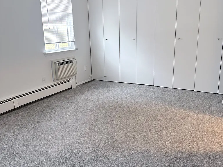 200 Woodhills Dr #202 — Photo 8