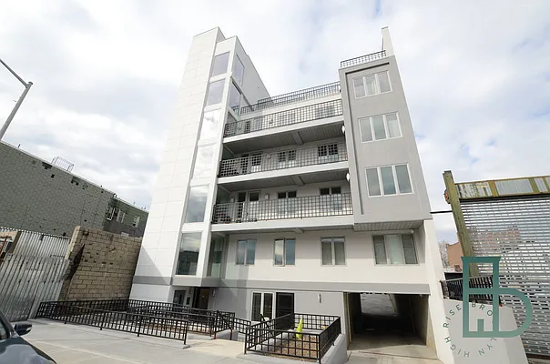 Rented by Brooklyn High Rise LLC | media 8