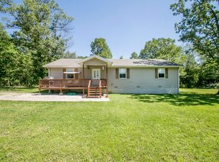 107 Thousand Oaks, Niangua, MO 65713