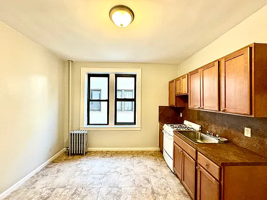 Rented by Pear NYC LLC | media 26