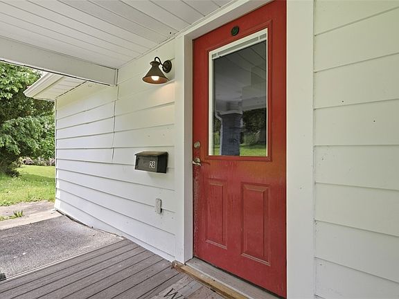 4th image of 28 Bredin Ave