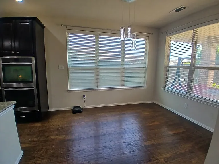 2642 Calmwood Dr — Photo 14
