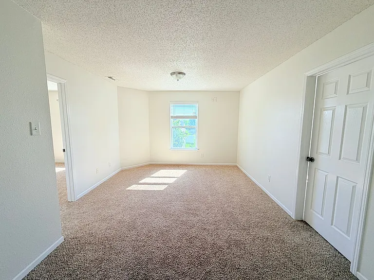 1723 Elijah Blue Dr — Photo 13