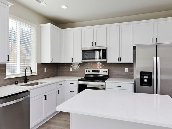 Your chef-ready kitchen awaits!