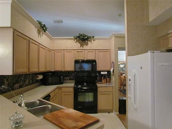 5th image of 13334 Meadowlark Ln