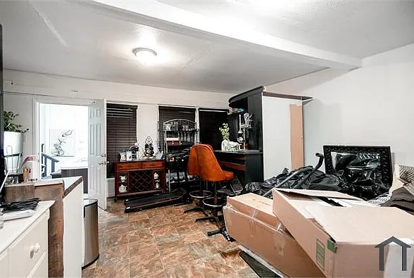 2510 E 21st St #1 — Photo 35