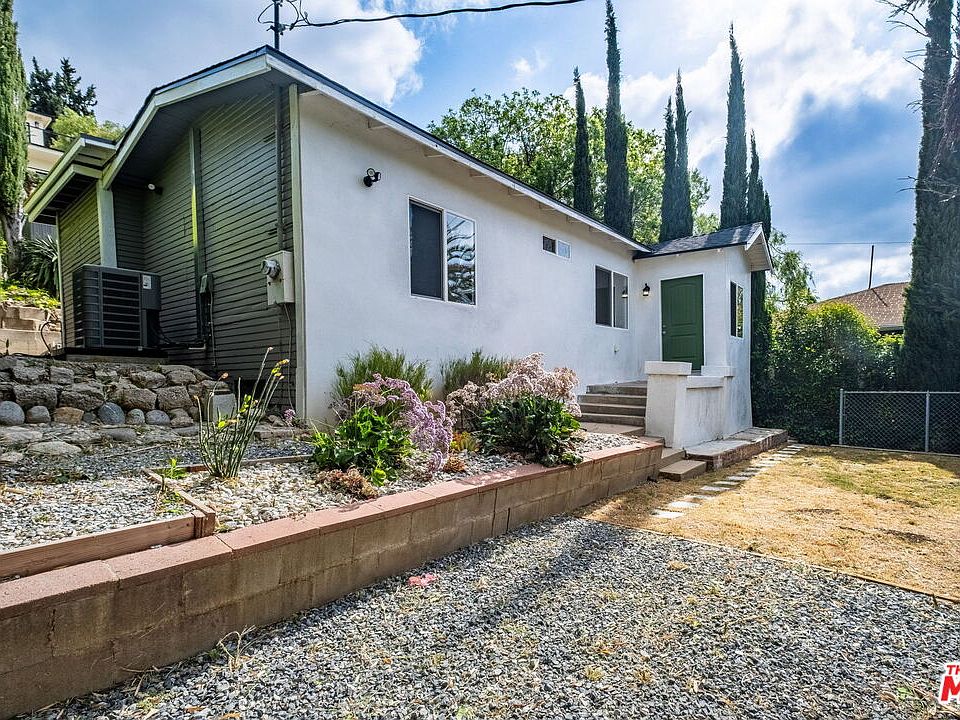 1st image of 349 Mount Washington Dr