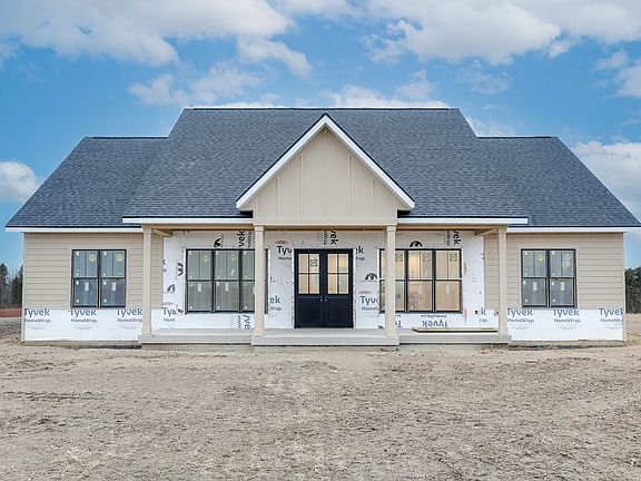 2nd image of 1886 Freesia Ln
