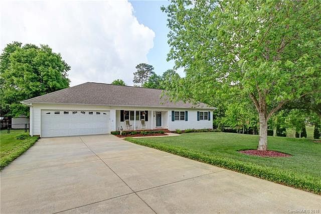 1st image of 143 Doe Trail Ln