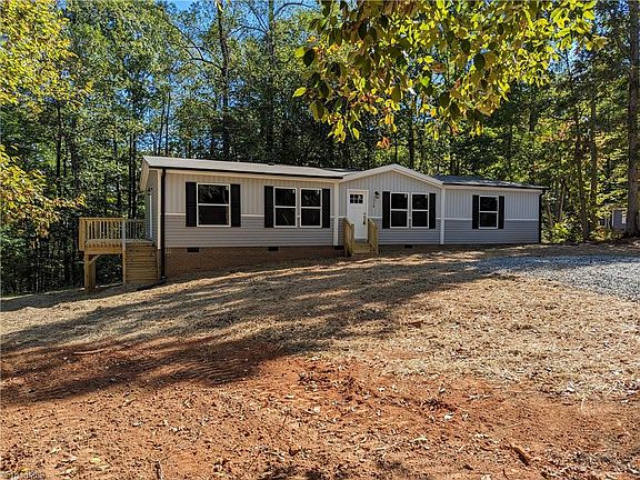 2nd image of 119 Catawba Trl