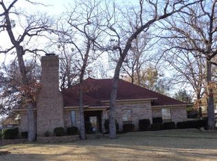 1500 W Northwood Ct, Longview, TX 75605