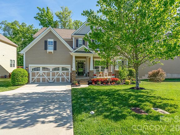 2nd image of 478 Iron Horse Ln