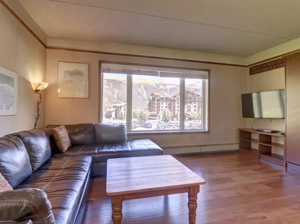 (undisclosed Address), Frisco, CO 80443