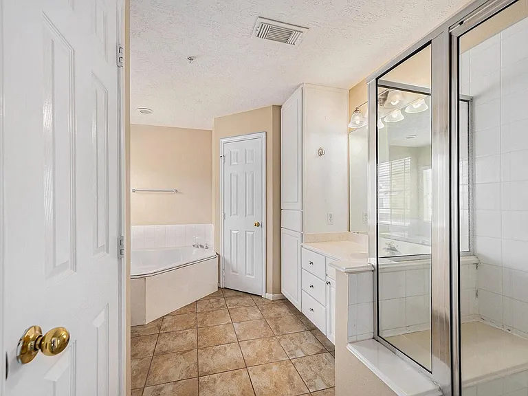 2710 Grants Lake Blvd #E3 — Photo 18