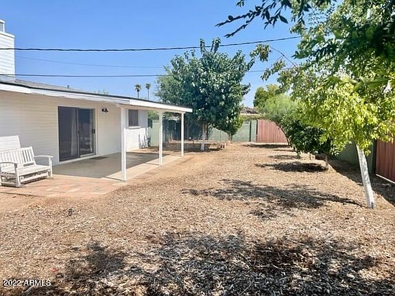5th image of 543 E Laguna Dr