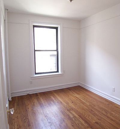 2nd image of 511 W 169th St APT 24