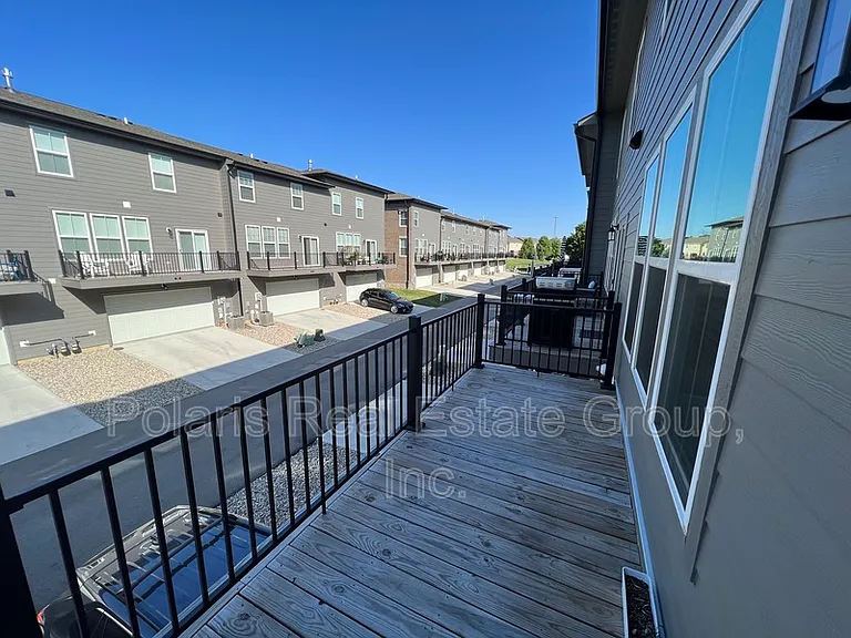 329 Wakefield Way — Photo 11