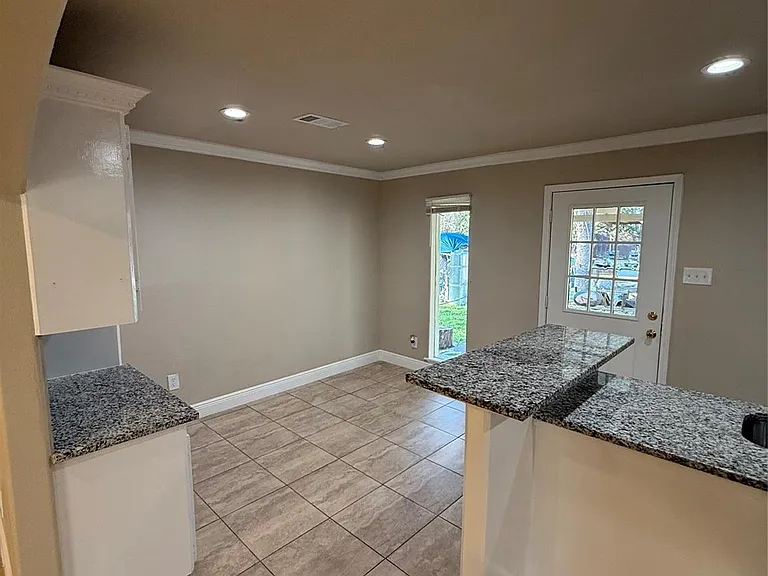 610 Elk Dr — Photo 13