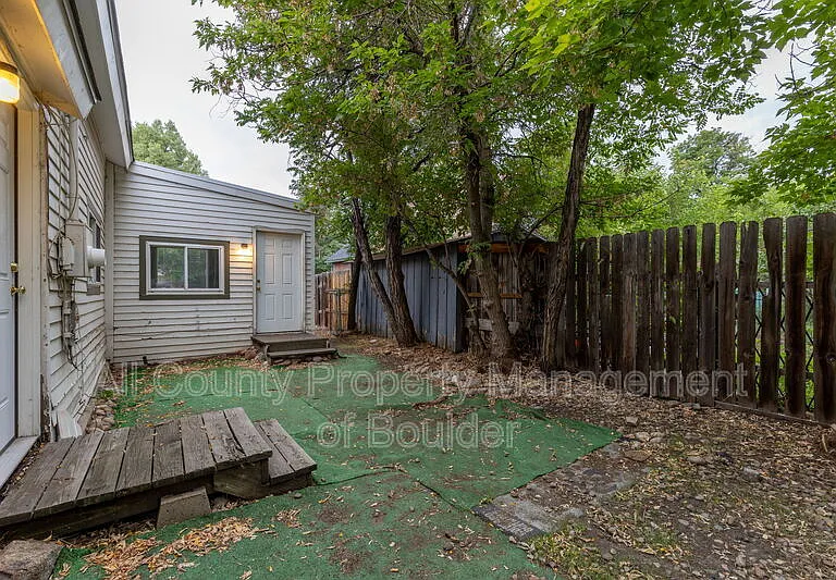 2245 Grove Cir — Photo 17