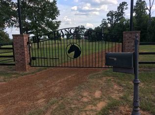 610 Niles Dr, Jefferson, TX 75657